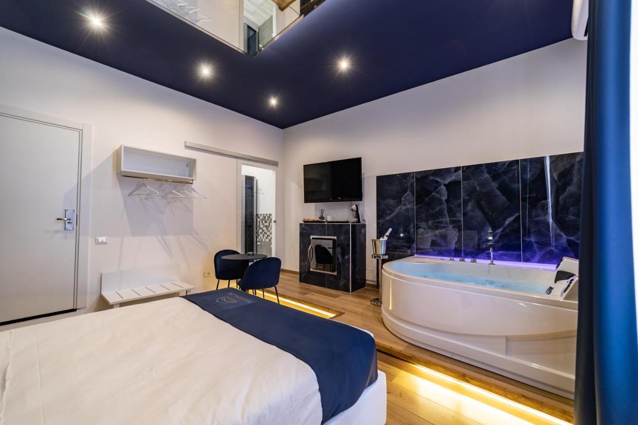 Maximum Suite & Spa Палермо Экстерьер фото