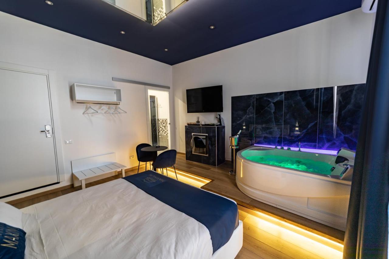 Maximum Suite & Spa Палермо Экстерьер фото