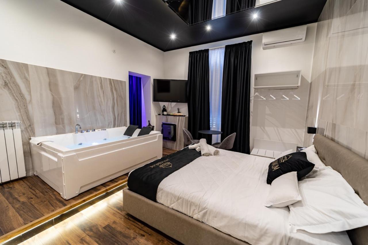 Maximum Suite & Spa Палермо Экстерьер фото