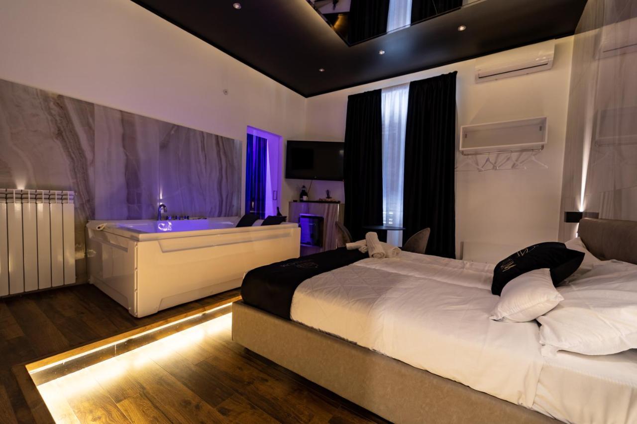 Maximum Suite & Spa Палермо Экстерьер фото
