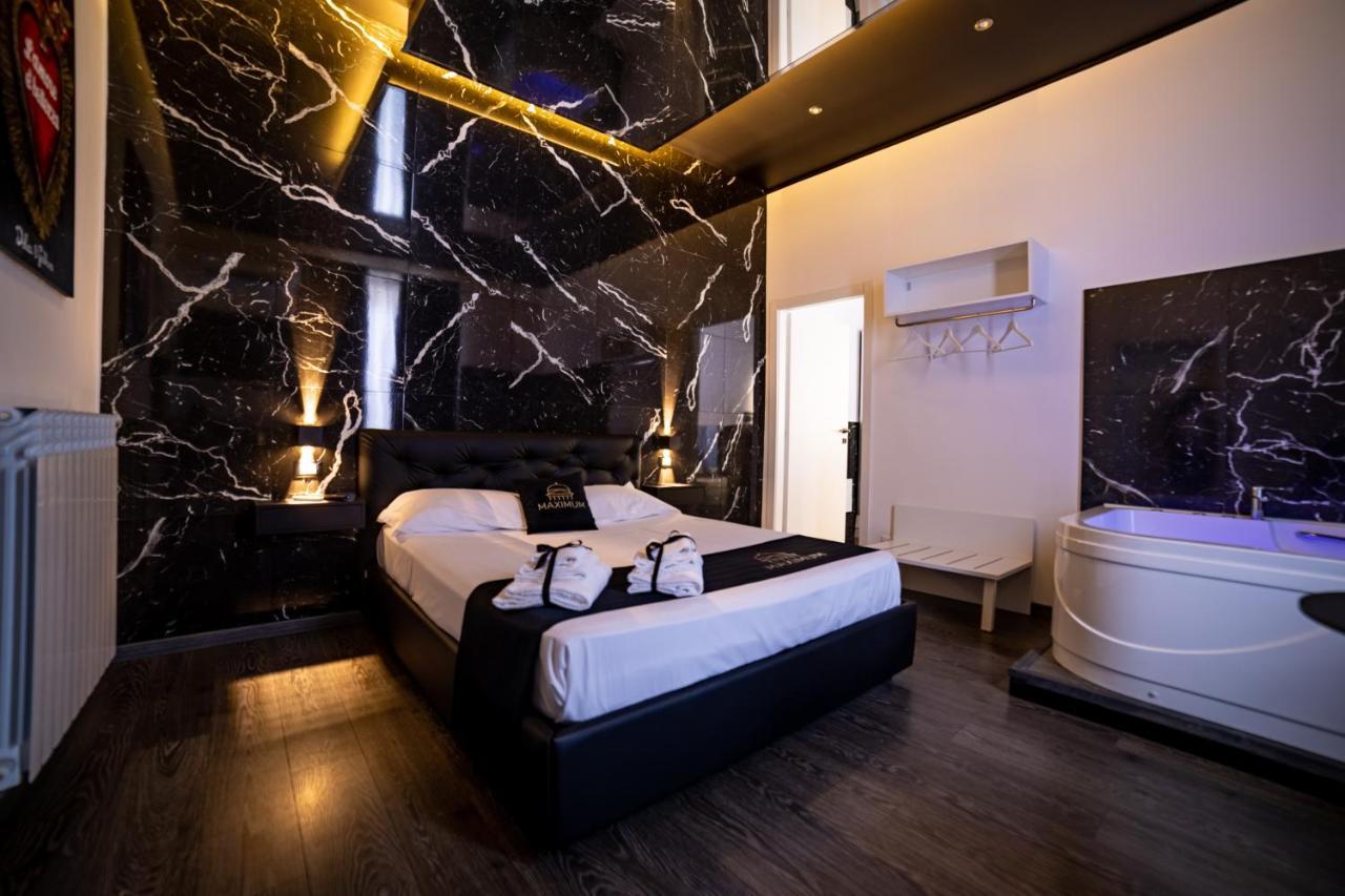 Maximum Suite & Spa Палермо Экстерьер фото